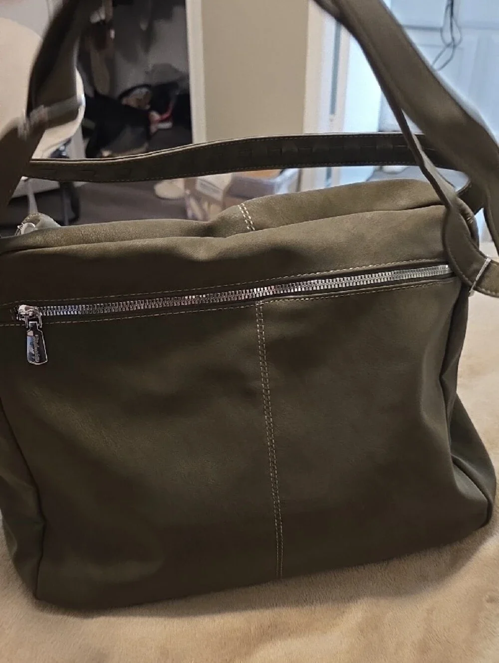 Men's Olive Green Shoulder Bag - Stylish Everyday Carry
